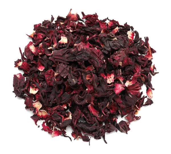 Hoop droge hibiscus thee bladeren op een witte achtergrond, bovenaanzicht — Stockfoto