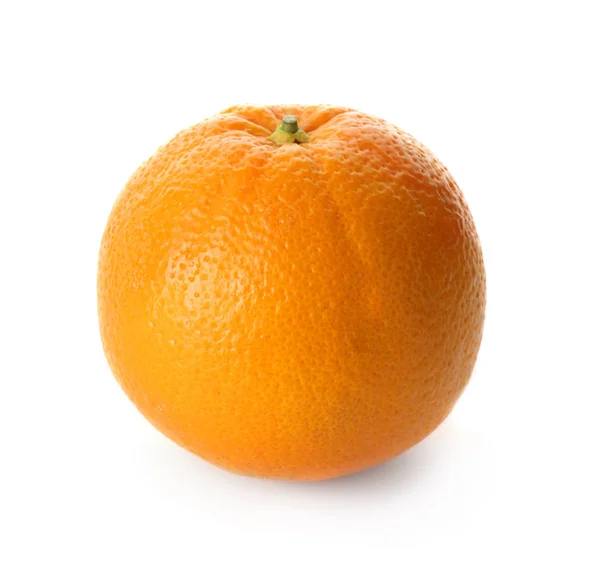 Saborosa laranja madura sobre fundo branco — Fotografia de Stock