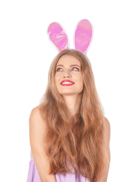 Piękna młoda kobieta z Easter bunny uszy na białym tle Zdjęcia Stockowe bez tantiem