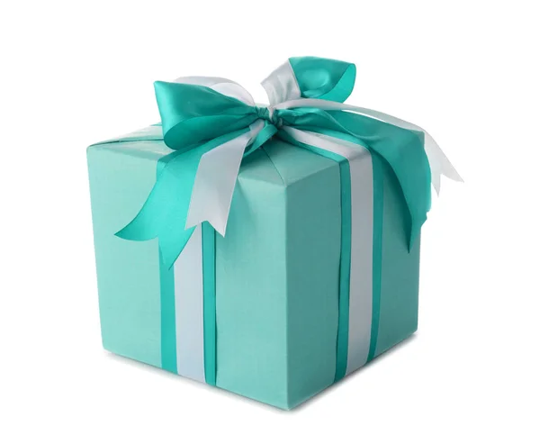 Elegante caja de regalo sobre fondo blanco — Foto de Stock