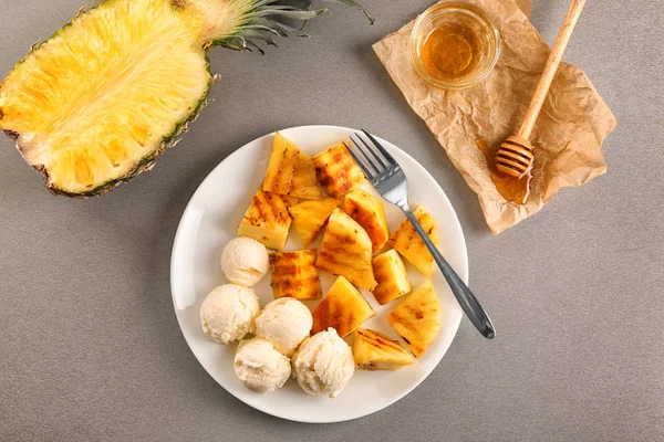 Composition with tasty pineapple and ice cream on table, top view — Stock Photo, Image