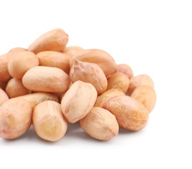 beyaz arkaplanda fıstıklar