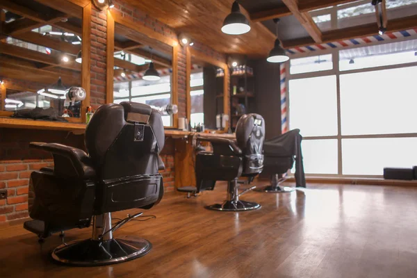 Stylowe wnętrze salonu fryzjerskiego — Zdjęcie stockowe