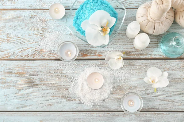 Beautiful spa composition on wooden table — Stock Photo, Image