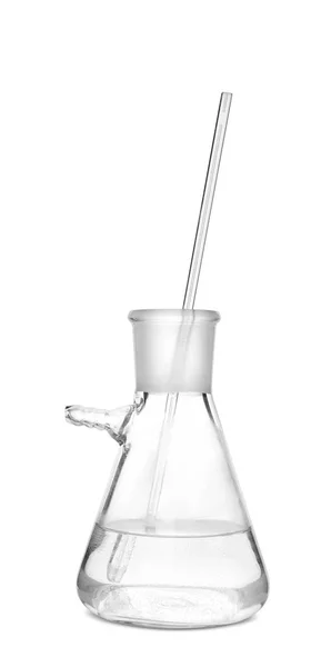 Fiole Buchner avec liquide et pipette sur fond blanc — Photo