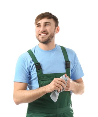 Beyaz arka plan üzerinde eller genç araba mekanik silme