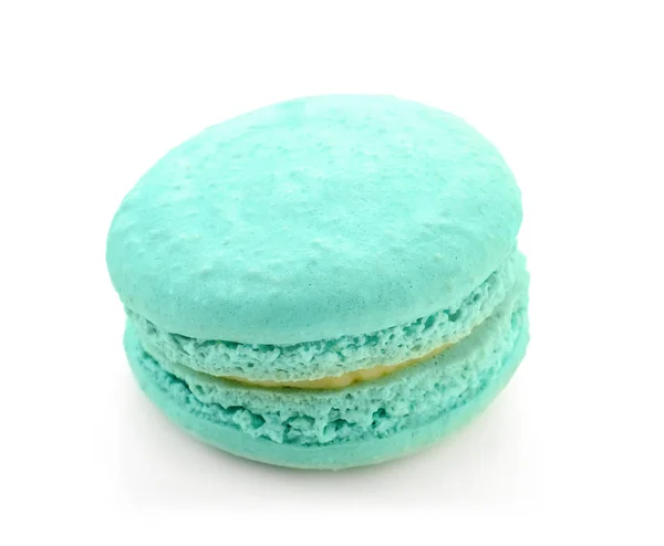 Delizioso macaron blu su sfondo bianco — Foto Stock