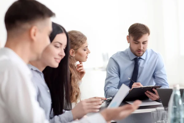 Meeting of business team working in office — Stock Photo, Image