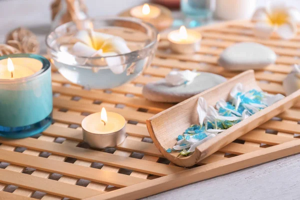 Hermosa composición de spa en la mesa —  Fotos de Stock