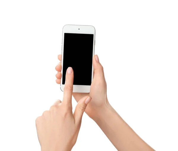 Mujer joven usando el teléfono sobre fondo blanco — Foto de Stock