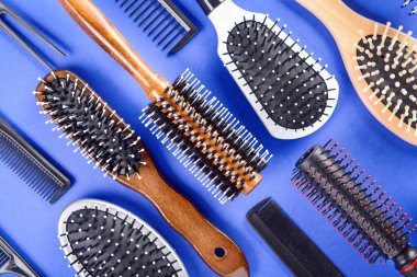 Dizi berber araç renk arka plan üzerinde düz yatıyordu kompozisyon