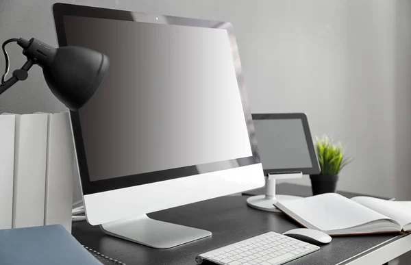 Stylish workplace with computer on table — Stock Photo, Image