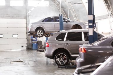 Araba Servis Merkezi ile otomobil iç