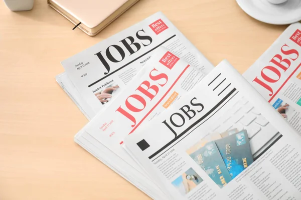 Morning newspapers on table — Stock Photo, Image