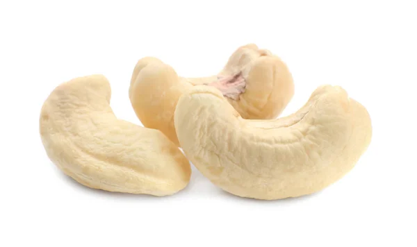 Leckere Cashewnüsse auf weißem Hintergrund Stockfoto