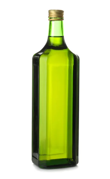 Стеклянная бутылка с оливковым маслом на белом фоне — стоковое фото