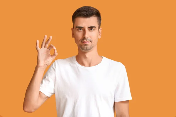 Young Deaf Mute Man Using Sign Language Color Background — Stock Photo, Image