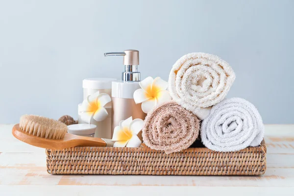 Tray with spa items on table — Stock Photo, Image