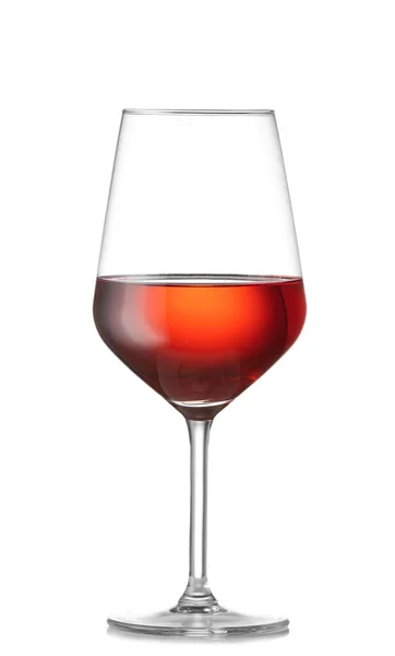 Glas leckerer Wein auf weißem Hintergrund — Stockfoto