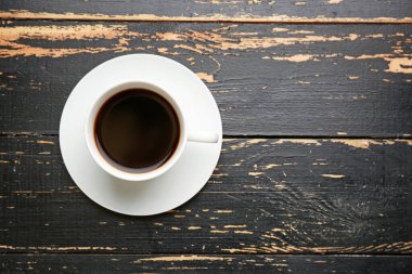 Sıcak kahve koyu ahşap tablo