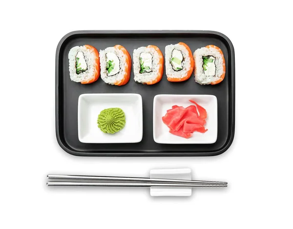 Set de sabrosos rollos de sushi sobre fondo blanco —  Fotos de Stock