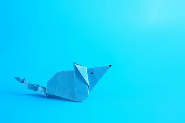 彩色背景下的Origami大鼠 — 图库照片
