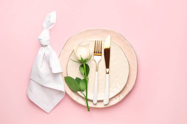 Renk arkaplan üzerinde güzel tablo ayarı