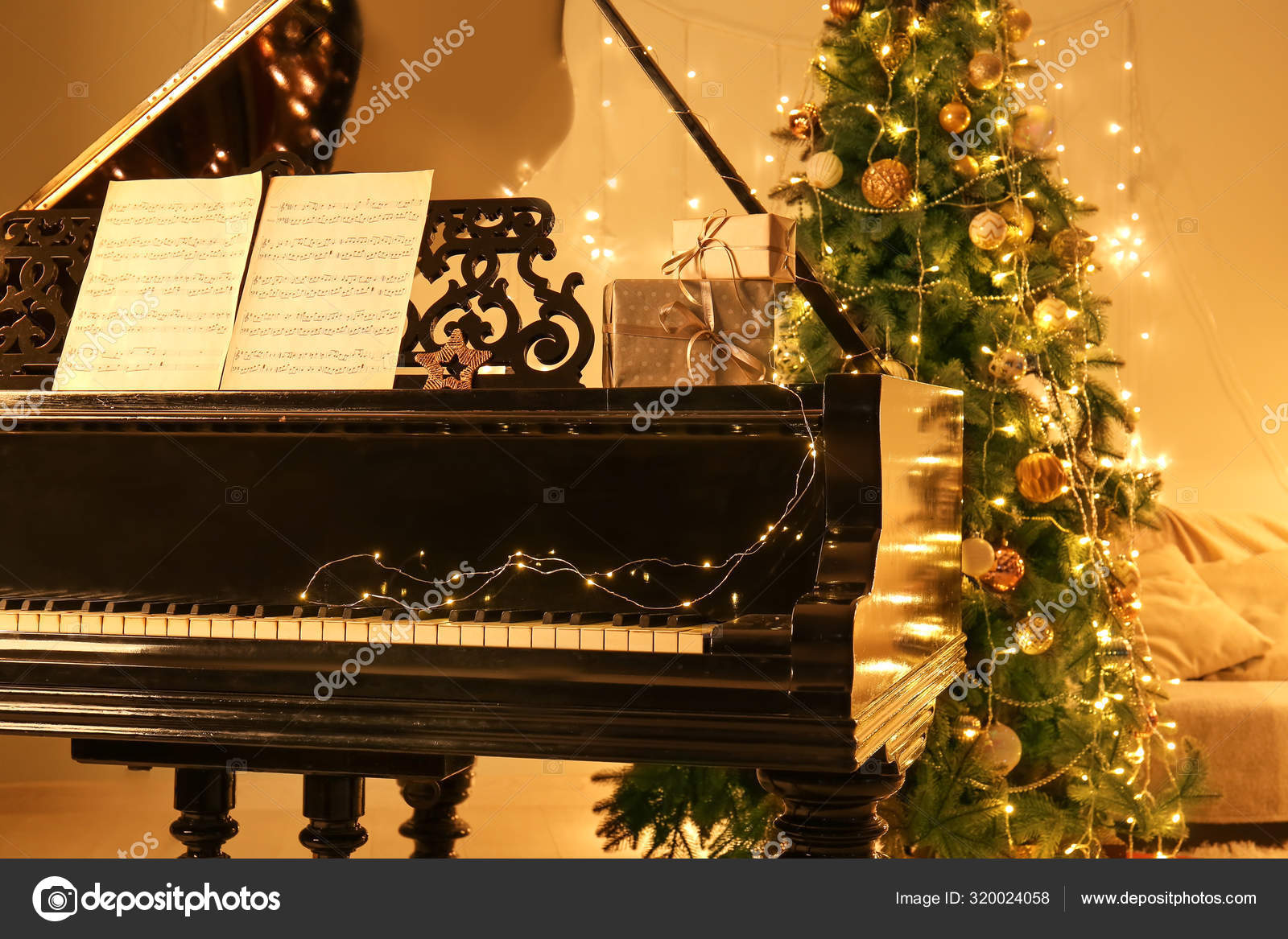 Grand Piano In Room Decorated For Christmas Stock Photo