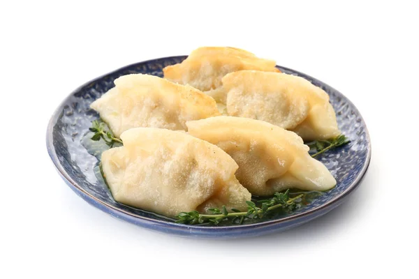 盘子与美味的日本饺子在白色背景 — 图库照片