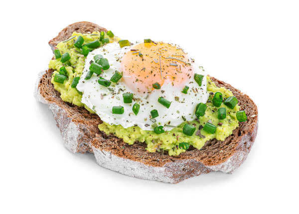 Вкусный сэндвич на белом фоне