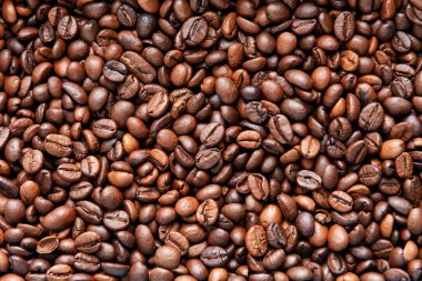 kavrulmuş kahve çekirdeği yığını