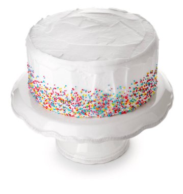 Beyaz arka planda lezzetli Doğum günü pastası