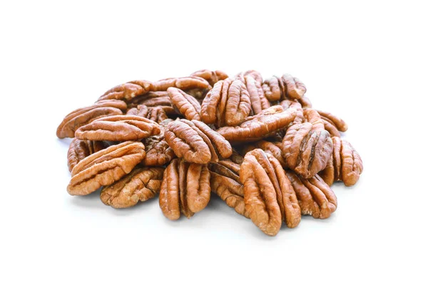 Вкусные орехи пекан на белом фоне — стоковое фото