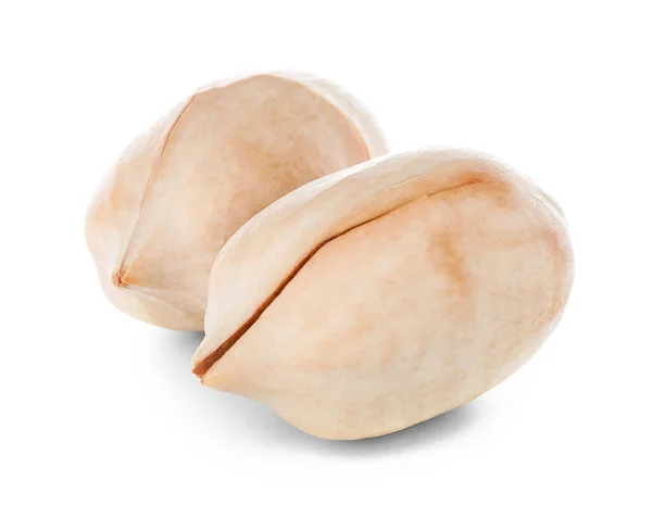 Läckra pecan nötter på vit bakgrund — Stockfoto