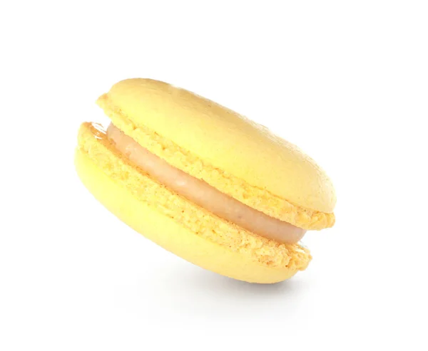 Smakelijke macaron op witte achtergrond — Stockfoto