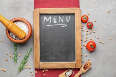 Boş menü ve gri arkaplanda ürünler