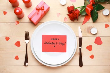 Sevgililer Günü için güzel bir masa.