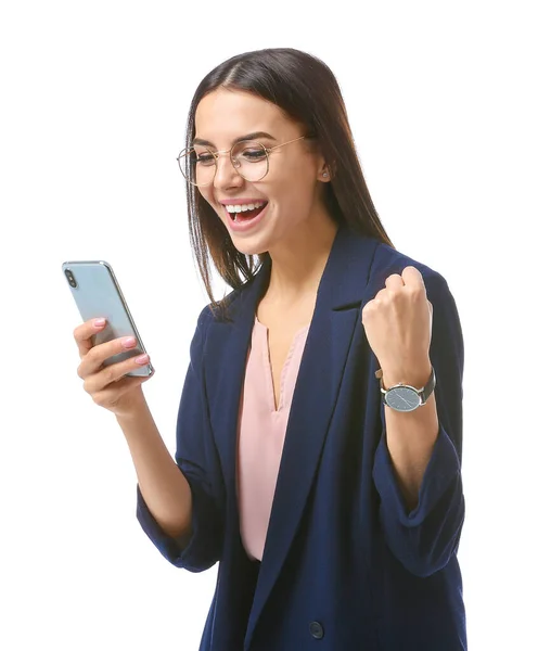 Feliz joven empresaria con teléfono móvil sobre fondo blanco — Foto de Stock