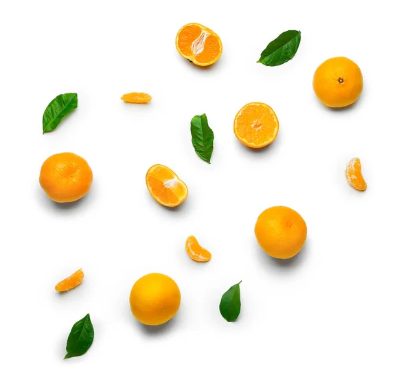 Ripe tasty tangerines on white background — Stock Photo, Image