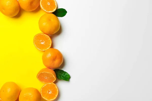 Frame made of ripe tasty tangerines on white background — Stock Photo, Image