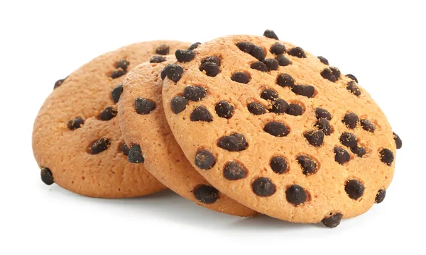 Biscuits savoureux avec des pépites de chocolat sur fond blanc — Photo