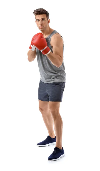 Beyaz arka planda sportif erkek boksör — Stok fotoğraf