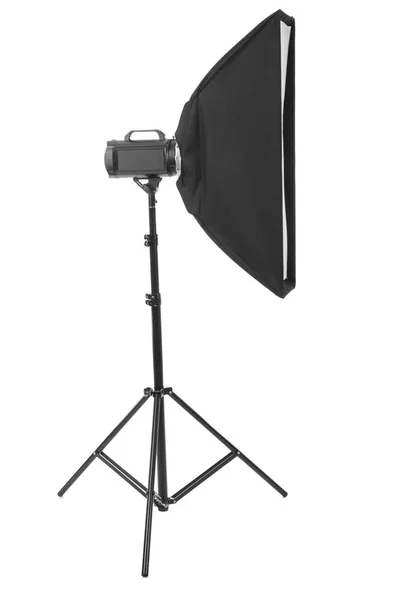 Professionelle Softbox für Fotostudio auf weißem Hintergrund — Stockfoto