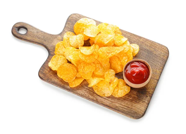 Placa com saborosas batatas fritas e molho no fundo branco — Fotografia de Stock