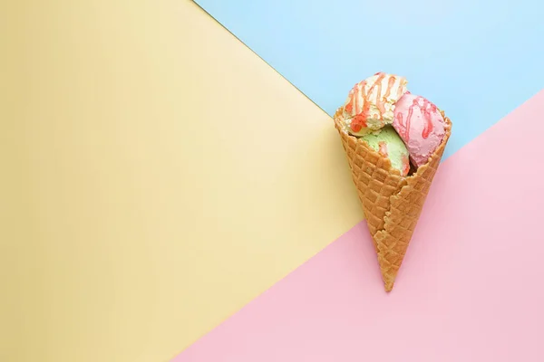 Sweet tasty ice-cream on color background — Stock Photo, Image