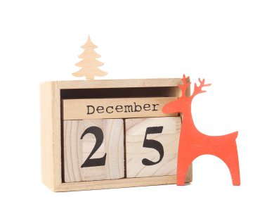 Beyaz arkaplanda Noel tarihi olan takvim