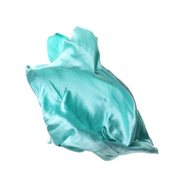 Beyaz arkaplanda uçan kumaş