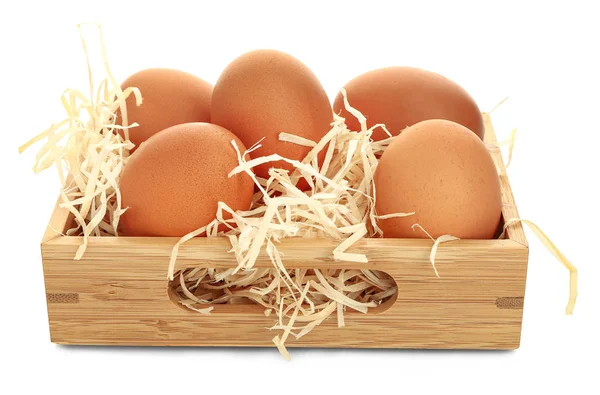 Dienblad met verse eieren op witte achtergrond — Stockfoto