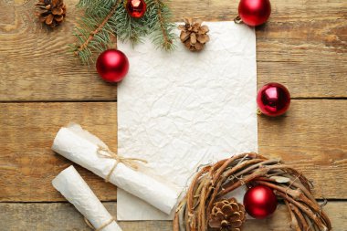Tahta arka planda Noel Baba 'ya boş mektup
