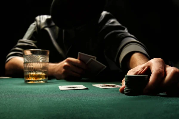 Male cardsharper playing in casino — Stock Photo, Image